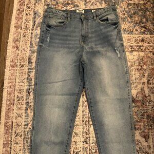 KENSIE VINTAGE LUX The Effortless Skinny Crop 12/31